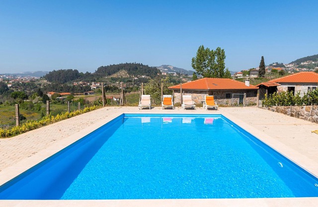 Homerez - Nice house for 4 ppl. with shared pool and terrace at Fornos