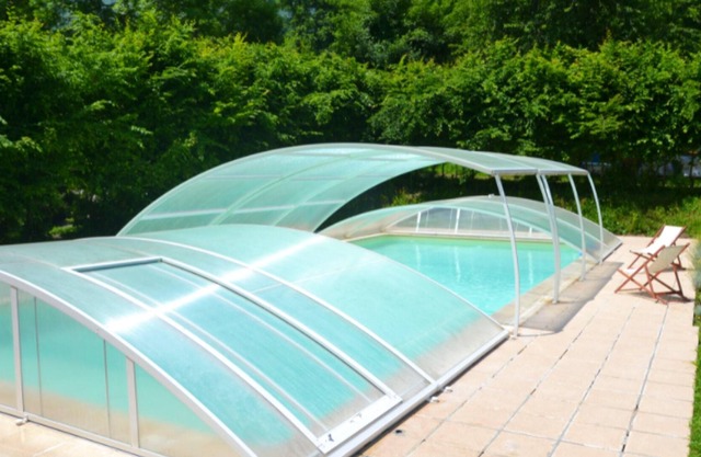 Homerez - Nice house for 6 ppl. with shared pool, garden and terrace at Gembrie