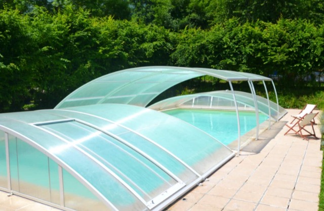 Homerez - Nice house for 6 ppl. with shared pool, garden and terrace at Gembrie
