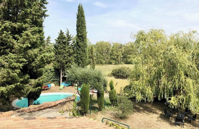 Homerez - Spacious Villa with Pool in Saze