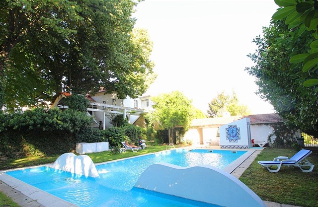 Homerez - Villa for 14 ppl. with swimming-pool, terrace and balcony at Teixoso