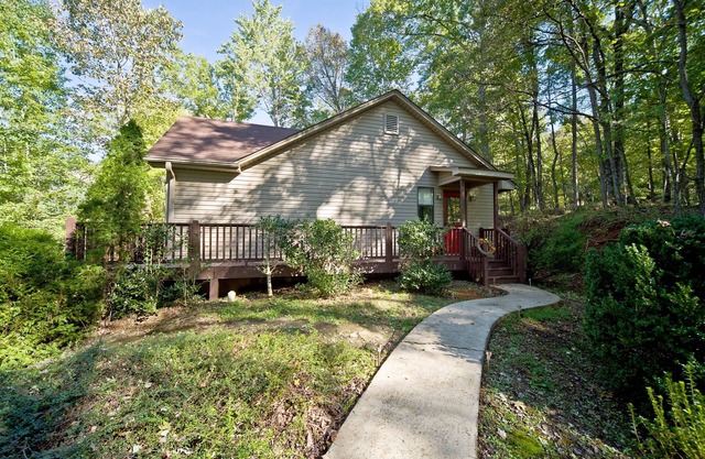 Honeycrisp Cottage at Lake Lure NC. We have recovered from Hurricane Helene!