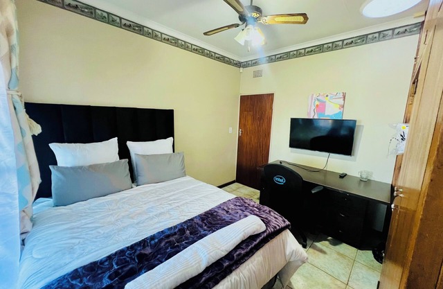 Honeyhills Excellence Resorts C