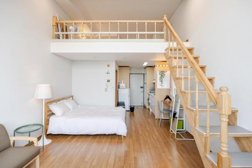 Hongdae Street Apartment