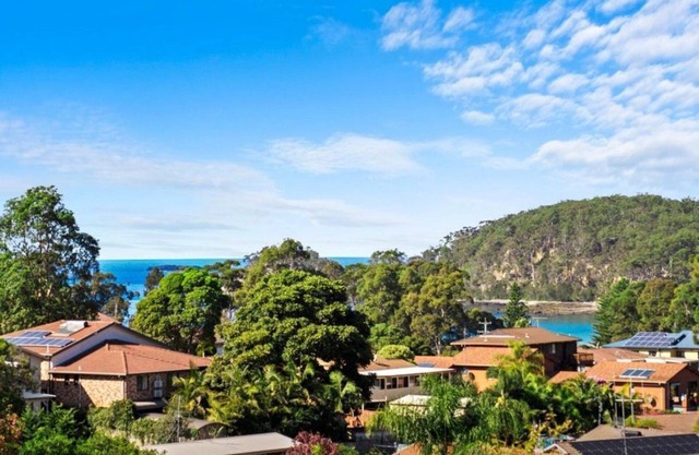 Horizon Hideaway - Panoramic views of Surf Beach