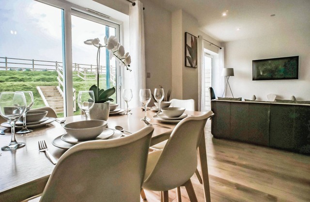 Horizon View - sleeps 6 guests in 2 bedrooms