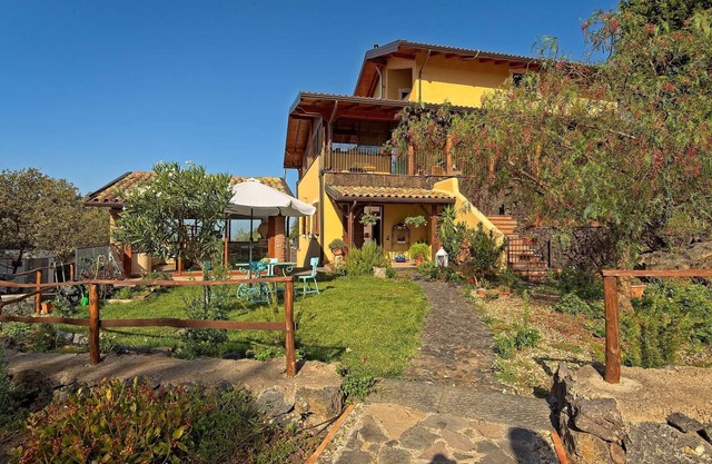 Horse House, Etna volcano, relax and quiet