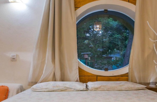 Hospedagem única em Imbassaí, entre rio e mar