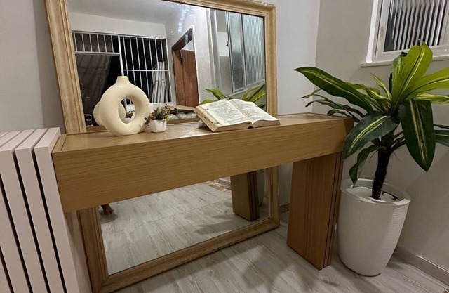 Hospede-se na favela Vidigal vista pro mar, perto do Mirante do Arvrão e praias