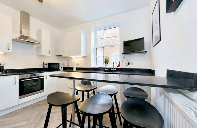 Host & Stay | Broad Street