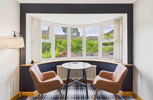 Host & Stay | Castle View