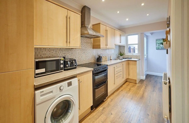 Host & Stay | Gas Light Cottage