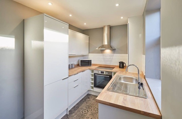 Host & Stay | Woods Yard