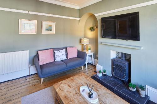 Host & Stay - High Street