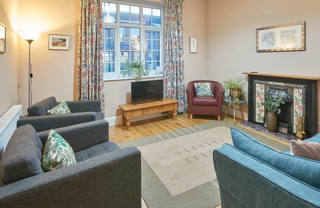 Host & Stay | No.76 S