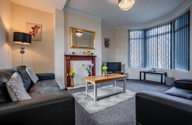 Host & Stay | Park Cliffe House