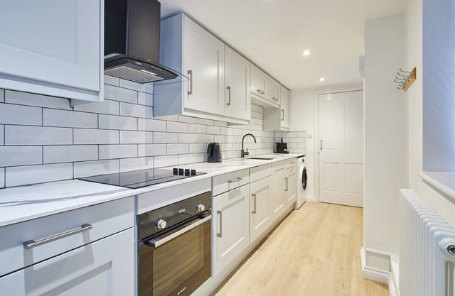 Host & Stay | Penny Farthing Cottage