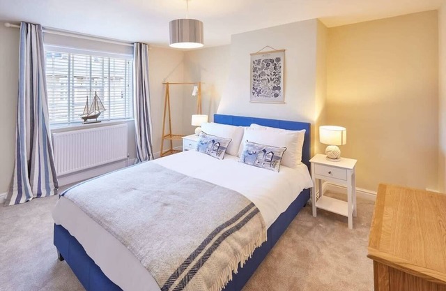 Host & Stay | Spring Cottage