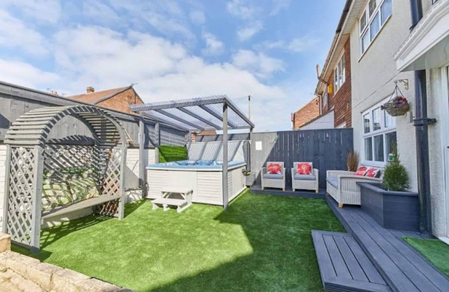 Host & Stay | Stonehaven