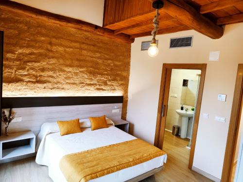 Hostal Restaurante LA SENDA