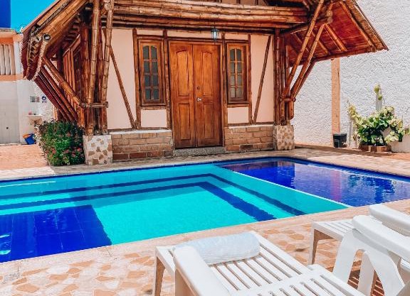 Hostal Victoria Club A&C