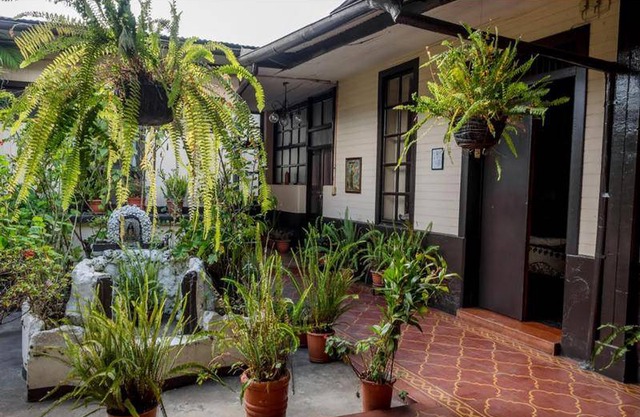 Hostel 
