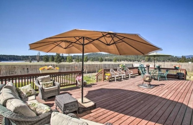 Hot Tub Gym Lake & Mountain Views + Fire Pit