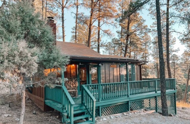 Hot Tub | Pet Friendly | Near Midtown
