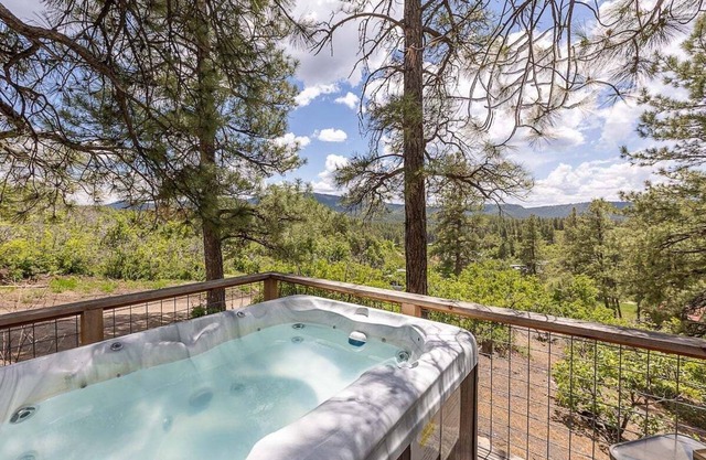 Hot Tub, Secluded, Borders National Forest, New AC