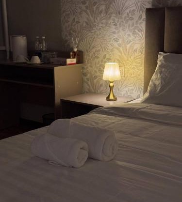 Hotel 002