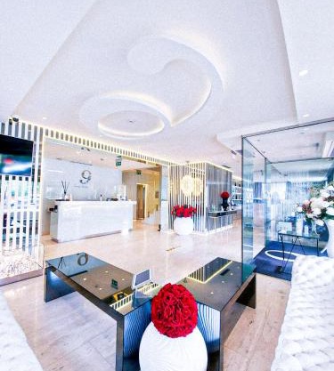 Hotel 9