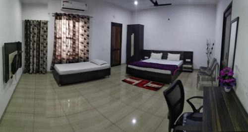 HOTEL ACE
