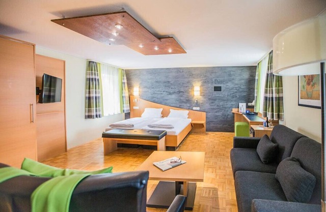 Hotel Am Turm Inh. Carlo Lombardini