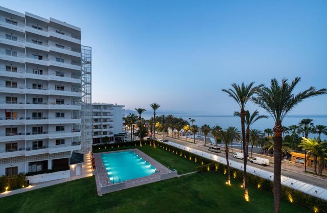 Hotel Apartamentos Bajondillo