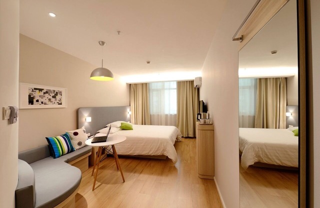 Hotel Apartment 24