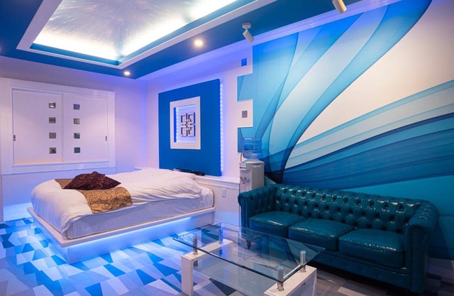 Hotel Bypass (Adult Only)