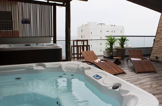 Hotel Clipperton