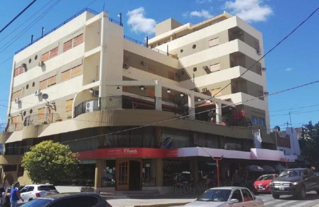 HOTEL CONTINENTAL COSQUIN