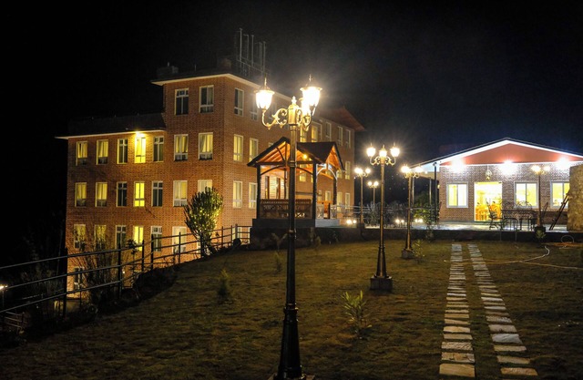 Hotel Dolkha Durbar