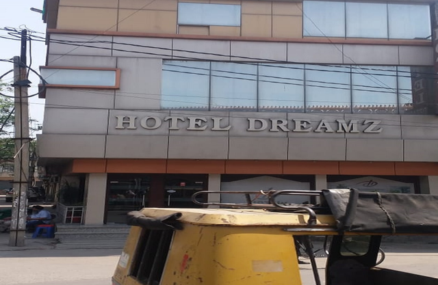 Hotel Dreamz Residency