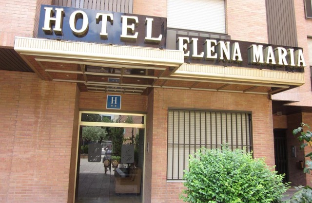 Hotel Elena María