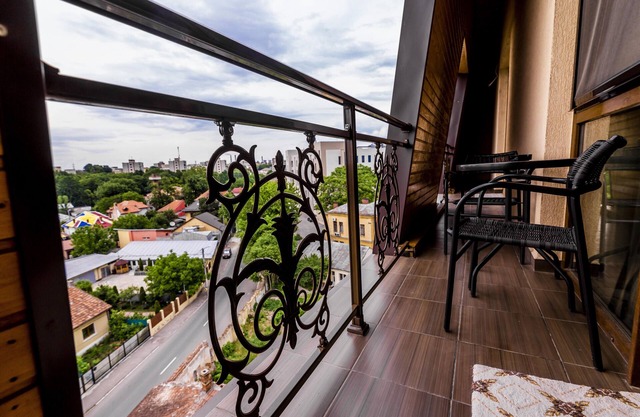 Hotel Golden House