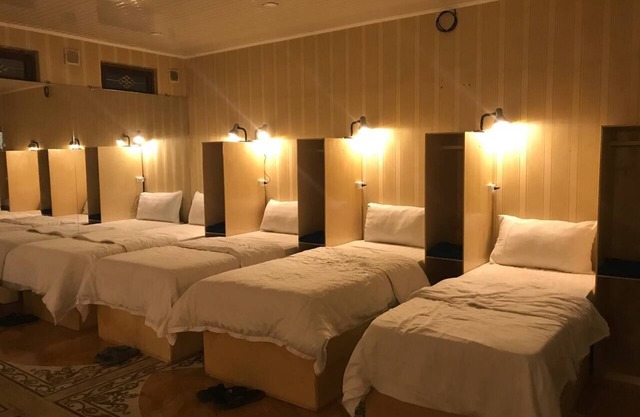 Hotel Hon Saroy