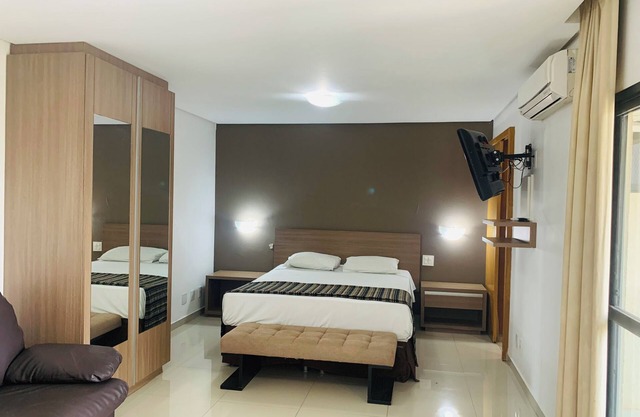 Hotel in the best location in Goiânia. Near Restaurants Pharmacies Bakery