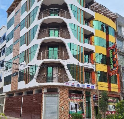 HOTEL LA BELLA Y EL LEON