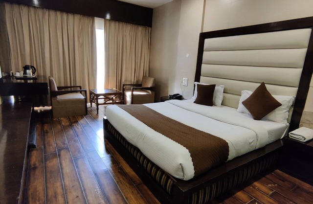 Hotel Landmark Chandigarh