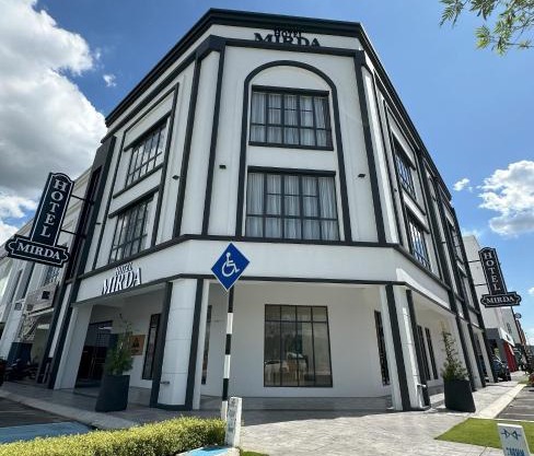 Hotel Mirda Puncak Alam