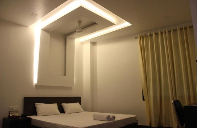 HOTEL NILIMA PALACE