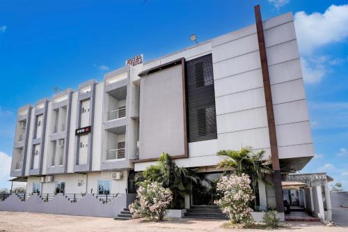 Hotel O Ambika