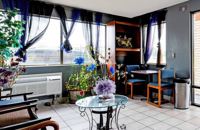 Hotel O Luxury Inn Channelview Baytown I-10